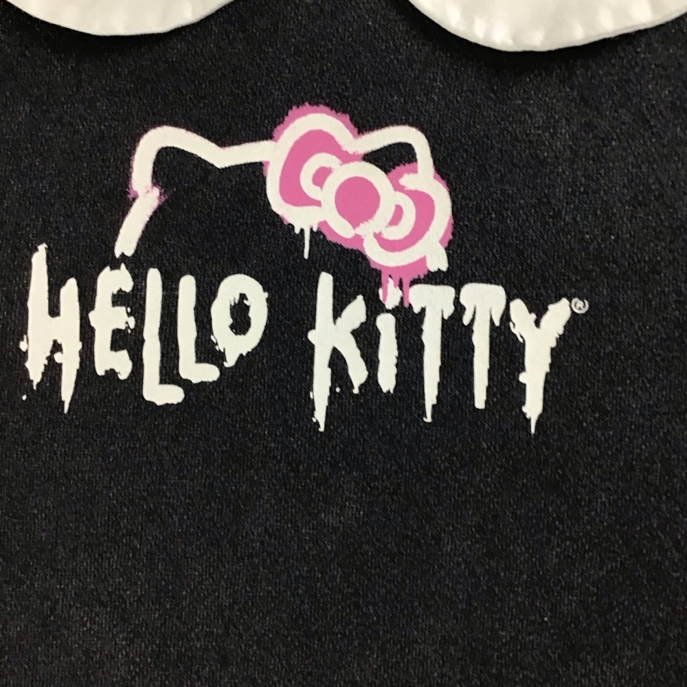 Hello Kitty Forever 21 Charcoal Sweatshirt with White Collar - Picture 6 of 12